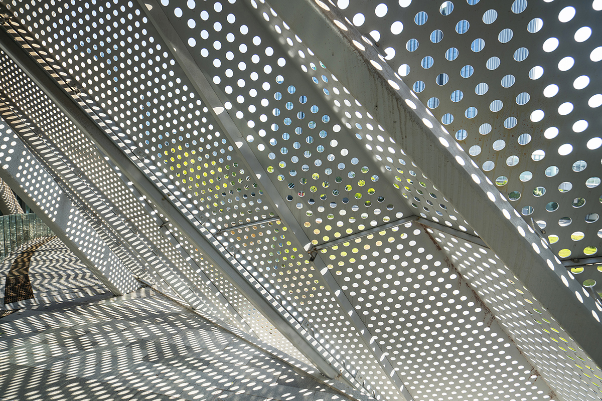 Перфорированные решета и художественная перфорация: функционал и эстетика в одном изделии